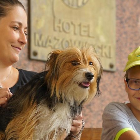 Hotel Mazowiecki Tomaszów Mazowiecki Buitenkant foto